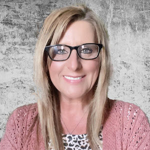 Meet your Posher, Jenni